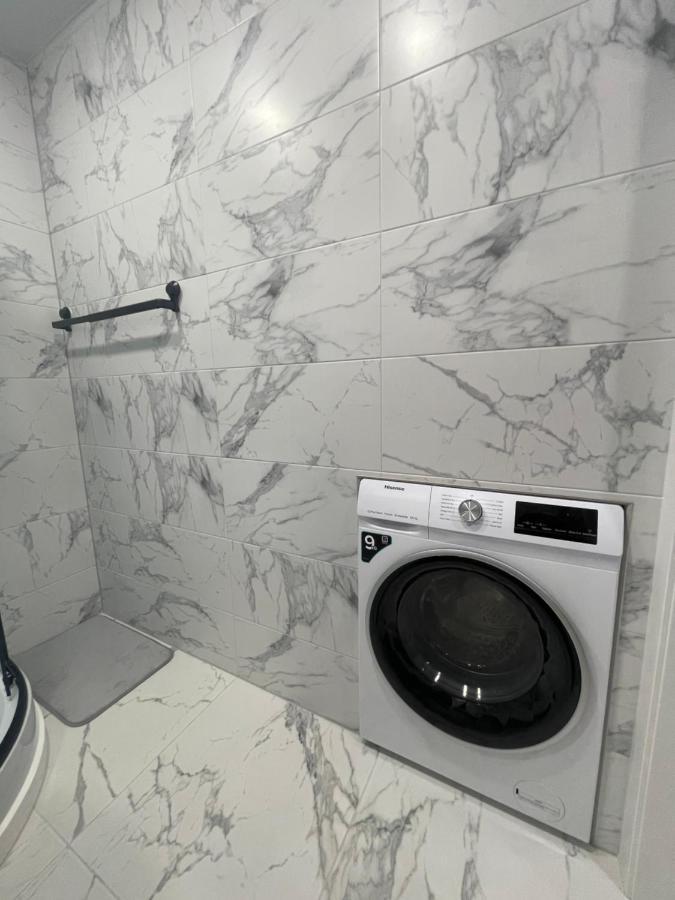 Mb Livinga Apartamentai Naftininku G Mažeikiai المظهر الخارجي الصورة
